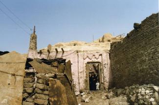 Coptic weavers and house 1999 001