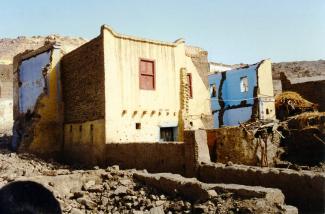 Shows damage of 1994 flood 1997 5